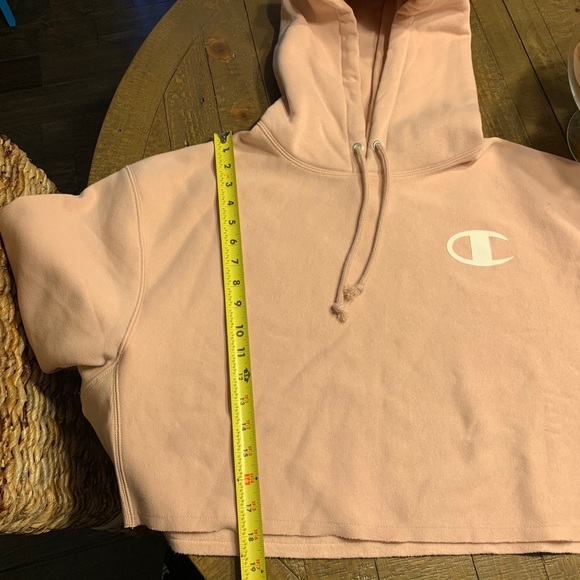 Women's cropped Champion hoodie w/BIG C - Picture 4 of 6